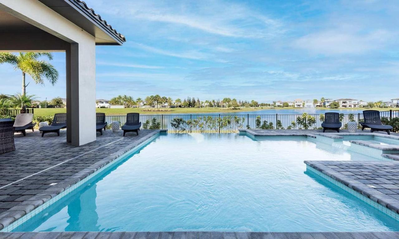Upscale 8 Bdrm Villa With Home Theater At Reunion 基西米 外观 照片